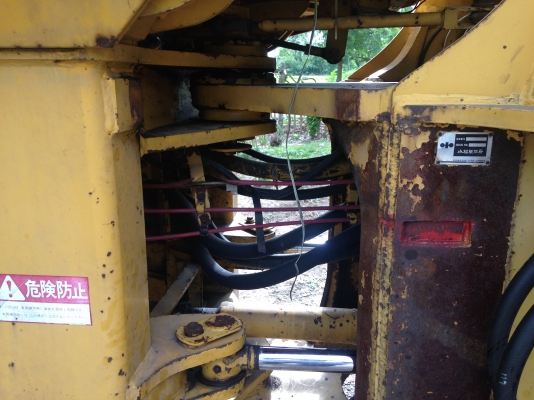 ขายรถตัก Komatsu WA350-1 ; รถเก่าญี่ปุ่น  สภาพสวย สนใจติดต่อ 081-9485494