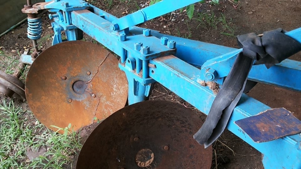 ***ขายแล้วครับขอบคุณ Truck2hand ขายรถไถ2เพลา FORD 6610 เสื้อลาย 2เพลาZF 4WD เครื่องE1NN-6015 85HP 4สูบ เสื้อลาย เครื่องดีสตาร์ทติดง่าย แน่นดีแรงดี ปั้มแบนปั้มดีแรงดีไอดีกลม เกียร์D2NN7006F แน่นดีเกียร์ดีไม่หลุด ท้าย E1NN 4024-EA ท้ายใหญ่ดี คานหน้าZF สภาพด ***ขายแล้วครับขอบคุณ Truck2hand ขายรถไถ2เพลา FORD 6610 เสื้อลาย 2เพลาZF 4WD เครื่องE1NN-6015 85HP 4สูบ เสื้อลาย เครื่องดีสตาร์ทติดง่าย แน่นดีแรงดี ปั้มแบนปั้มดีแรงดีไอดีกลม เกียร์D2NN7006F แน่นดีเกียร์ดีไม่หลุด ท้าย E1NN 4024-EA ท้ายใหญ่ดี คานหน้าZF สภาพด