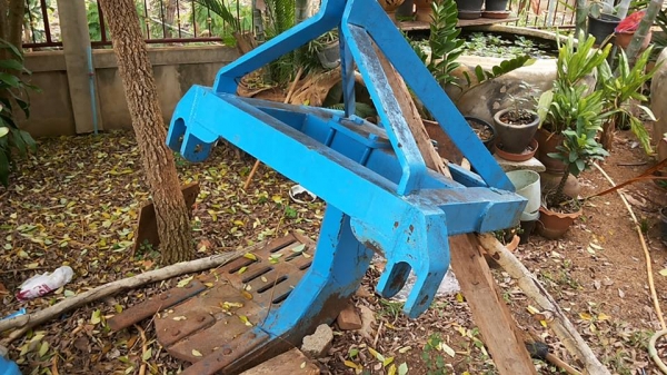 ***ขายแล้วครับขอบคุณ Truck2hand ขายรถไถ2เพลา FORD 6610 เสื้อลาย 2เพลาZF 4WD เครื่องE1NN-6015 85HP 4สูบ เสื้อลาย เครื่องดีสตาร์ทติดง่าย แน่นดีแรงดี ปั้มแบนปั้มดีแรงดีไอดีกลม เกียร์D2NN7006F แน่นดีเกียร์ดีไม่หลุด ท้าย E1NN 4024-EA ท้ายใหญ่ดี คานหน้าZF สภาพด ***ขายแล้วครับขอบคุณ Truck2hand ขายรถไถ2เพลา FORD 6610 เสื้อลาย 2เพลาZF 4WD เครื่องE1NN-6015 85HP 4สูบ เสื้อลาย เครื่องดีสตาร์ทติดง่าย แน่นดีแรงดี ปั้มแบนปั้มดีแรงดีไอดีกลม เกียร์D2NN7006F แน่นดีเกียร์ดีไม่หลุด ท้าย E1NN 4024-EA ท้ายใหญ่ดี คานหน้าZF สภาพด