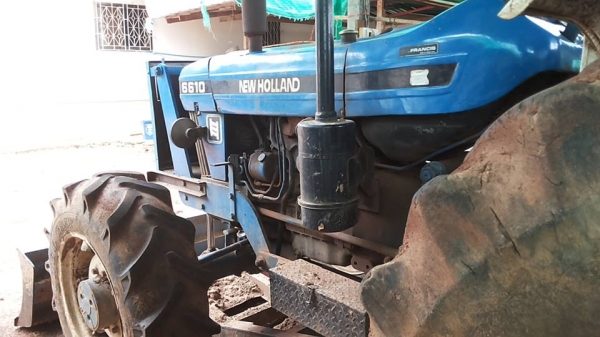 ***ขายแล้วครับขอบคุณ Truck2hand ขายรถไถ2เพลา FORD 6610 เสื้อลาย 2เพลาZF 4WD เครื่องE1NN-6015 85HP 4สูบ เสื้อลาย เครื่องดีสตาร์ทติดง่าย แน่นดีแรงดี ปั้มแบนปั้มดีแรงดีไอดีกลม เกียร์D2NN7006F แน่นดีเกียร์ดีไม่หลุด ท้าย E1NN 4024-EA ท้ายใหญ่ดี คานหน้าZF สภาพด ***ขายแล้วครับขอบคุณ Truck2hand ขายรถไถ2เพลา FORD 6610 เสื้อลาย 2เพลาZF 4WD เครื่องE1NN-6015 85HP 4สูบ เสื้อลาย เครื่องดีสตาร์ทติดง่าย แน่นดีแรงดี ปั้มแบนปั้มดีแรงดีไอดีกลม เกียร์D2NN7006F แน่นดีเกียร์ดีไม่หลุด ท้าย E1NN 4024-EA ท้ายใหญ่ดี คานหน้าZF สภาพด