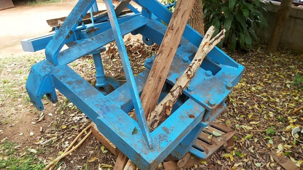 ***ขายแล้วครับขอบคุณ Truck2hand ขายรถไถ2เพลา FORD 6610 เสื้อลาย 2เพลาZF 4WD เครื่องE1NN-6015 85HP 4สูบ เสื้อลาย เครื่องดีสตาร์ทติดง่าย แน่นดีแรงดี ปั้มแบนปั้มดีแรงดีไอดีกลม เกียร์D2NN7006F แน่นดีเกียร์ดีไม่หลุด ท้าย E1NN 4024-EA ท้ายใหญ่ดี คานหน้าZF สภาพด ***ขายแล้วครับขอบคุณ Truck2hand ขายรถไถ2เพลา FORD 6610 เสื้อลาย 2เพลาZF 4WD เครื่องE1NN-6015 85HP 4สูบ เสื้อลาย เครื่องดีสตาร์ทติดง่าย แน่นดีแรงดี ปั้มแบนปั้มดีแรงดีไอดีกลม เกียร์D2NN7006F แน่นดีเกียร์ดีไม่หลุด ท้าย E1NN 4024-EA ท้ายใหญ่ดี คานหน้าZF สภาพด