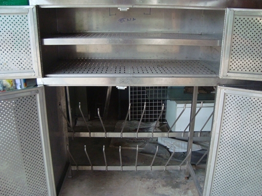 ขาย 22,000  บาท  ตู้เก็บของสแตนเลสใบใหญ่