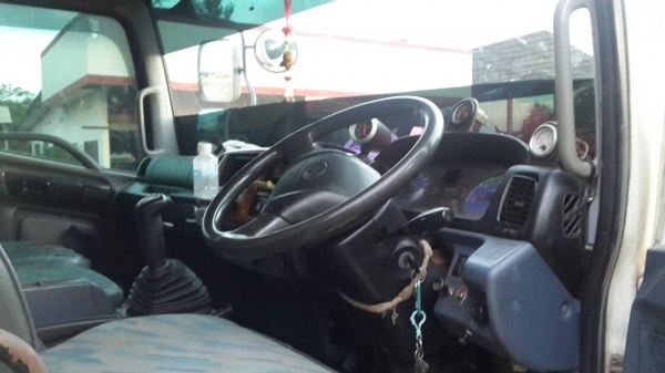 ขายด่วนHINO MECA 260ปี2548แม่ลูกๆสามเพลาสภาพสวยพร้อมใช้ราคาไม่แพงโทร0843923995 ขายด่วนHINO MECA 260ปี2548แม่ลูกๆสามเพลาสภาพสวยพร้อมใช้ราคาไม่แพงโทร0843923995