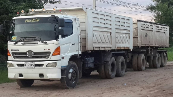 ขายด่วนHINO MECA 260ปี2548แม่ลูกๆสามเพลาสภาพสวยพร้อมใช้ราคาไม่แพงโทร0843923995
