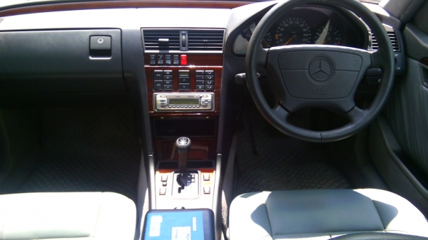 BENZ  C220 ตัวTOP