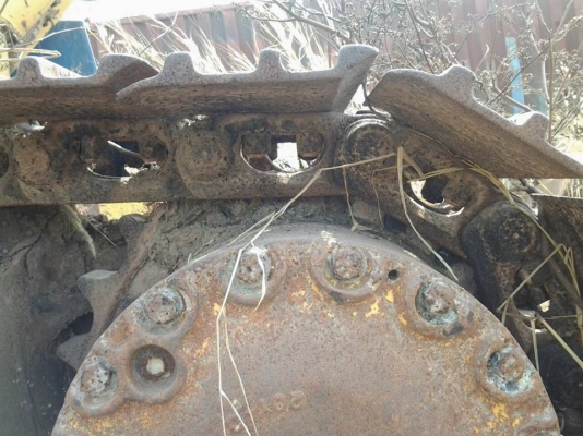 แบคโฮ โคมัสสุ PC200-5 แบคโฮ โคมัสสุ PC200-5