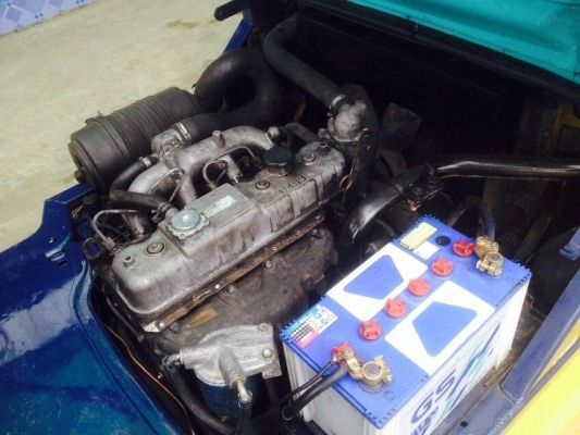 ขายด่วนน!! KOMATSU รุ่น 12 FD20 เสา 4 เมตร เกียร์ Manual ขายด่วนน!! KOMATSU รุ่น 12 FD20 เสา 4 เมตร เกียร์ Manual