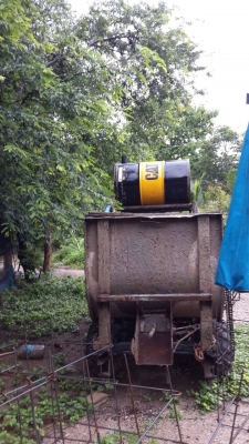 ขายรถโม่ปูนสี่ล้อ