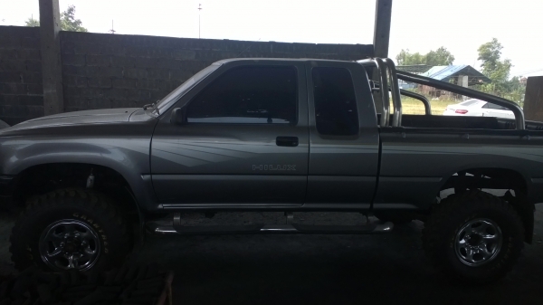 คานแข็ง 4X4 คานแข็ง TOYOTA LN90 รถแปลง บิ้วใหม่ สวย..ลงเล่มแล้ว คานแข็ง 4X4 คานแข็ง TOYOTA LN90 รถแปลง บิ้วใหม่ สวย..ลงเล่มแล้ว