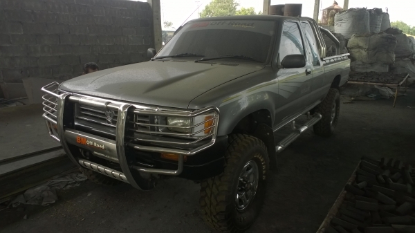 คานแข็ง 4X4 คานแข็ง TOYOTA LN90 รถแปลง บิ้วใหม่ สวย..ลงเล่มแล้ว คานแข็ง 4X4 คานแข็ง TOYOTA LN90 รถแปลง บิ้วใหม่ สวย..ลงเล่มแล้ว