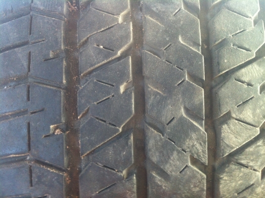 ขายล้อ ปาเจโร ขอบ17 พร้อมยางปี 2012 1ชุด 12000บาท