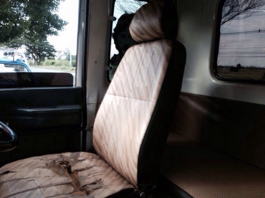 ขาย10ล้อRocky240กระบะดั้ม ช่วงล่าง คัตซีใหญ่ ยางใหม่10เส้น