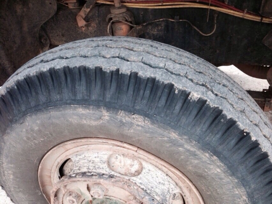 ขาย10ล้อRocky240กระบะดั้ม ช่วงล่าง คัตซีใหญ่ ยางใหม่10เส้น