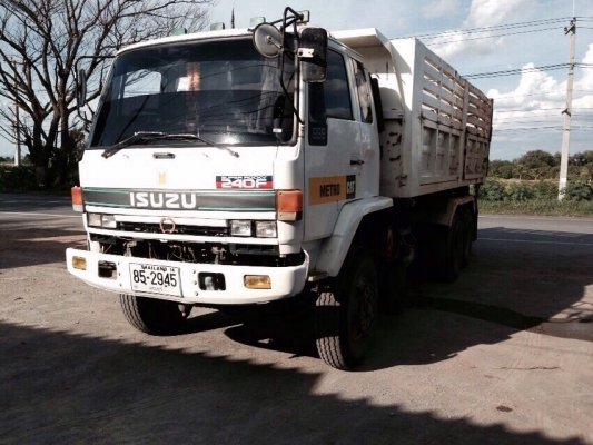 ขาย10ล้อRocky240กระบะดั้ม ช่วงล่าง คัตซีใหญ่ ยางใหม่10เส้น