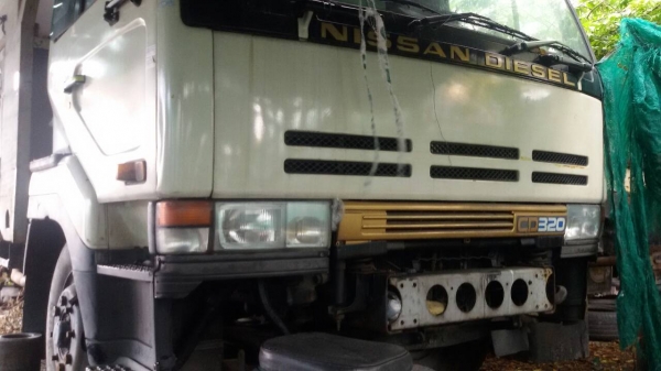 นิสสัน.เพลาเดียว.เครื่องPE6.โบว์-หัวบาง.ครัชซีสวย.ช่างยาว.ขายตามสภาพครับ-แพ๊คคู่-ราคา.1,050,000,บ นิสสัน.เพลาเดียว.เครื่องPE6.โบว์-หัวบาง.ครัชซีสวย.ช่างยาว.ขายตามสภาพครับ-แพ๊คคู่-ราคา.1,050,000,บ