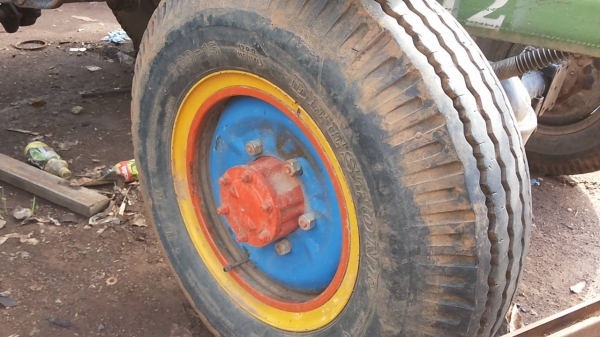 **65,000 บ.ต่อรอง**ขายกระบะไม้+เฟืองท้าย สภาพดี ยกลง/ถอด จากแต๋น4ล้อ เนื่องจาก จะต่อดั้ม กระบะไม้ทั้งลูกสภาพสวย พื้นไม้คอกไม้สูง มีหลังคา พื้นสวยคอกสวยไม่ผุ ยาว3.0ม.กว้าง1.50ม. ช่วงคัสซี74ซม. สีสันสวย ไม่ผุไม่หัก พร้อมเฟืองท้าย 4ล้อ isuzu elf สภาพดี ไม่หอ **65,000 บ.ต่อรอง**ขายกระบะไม้+เฟืองท้าย สภาพดี ยกลง/ถอด จากแต๋น4ล้อ เนื่องจาก จะต่อดั้ม กระบะไม้ทั้งลูกสภาพสวย พื้นไม้คอกไม้สูง มีหลังคา พื้นสวยคอกสวยไม่ผุ ยาว3.0ม.กว้าง1.50ม. ช่วงคัสซี74ซม. สีสันสวย ไม่ผุไม่หัก พร้อมเฟืองท้าย 4ล้อ isuzu elf สภาพดี ไม่หอ