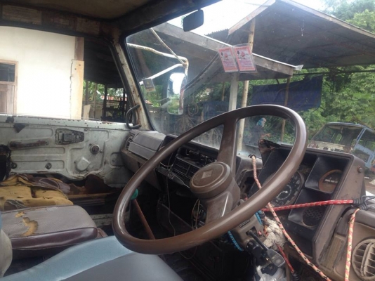 **460,000 บ.ต่อรอง**ขาย10ล้อเพลาเดียวล่อง ISUZU JCM วางเครื่อง6BF1-185HP เครื่องแรง แน่น แห้งดี เกียร์ดีไม่หลุด ช่วงล่างเพลาเดียวเดิมคัสซีสวยเดิม ไม่ปะไม่ดาม กระบะไม้สภาพดี พื้นดีคอกไม้ดีไม่ผุ หัวเก๋งเดิมสภาพใช้ได้ มีผุนิด มีสีลอกบ้าง ภายในพอใช้ไม่สวยต้อง **460,000 บ.ต่อรอง**ขาย10ล้อเพลาเดียวล่อง ISUZU JCM วางเครื่อง6BF1-185HP เครื่องแรง แน่น แห้งดี เกียร์ดีไม่หลุด ช่วงล่างเพลาเดียวเดิมคัสซีสวยเดิม ไม่ปะไม่ดาม กระบะไม้สภาพดี พื้นดีคอกไม้ดีไม่ผุ หัวเก๋งเดิมสภาพใช้ได้ มีผุนิด มีสีลอกบ้าง ภายในพอใช้ไม่สวยต้อง