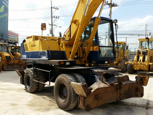 มาใหม่ ขายรถขุดล้อยาง KOMATSU PW210-1 สภาพสวยมาก รถนอก พึ่งถึงไทย ไม่เคยใช้งานในไทย