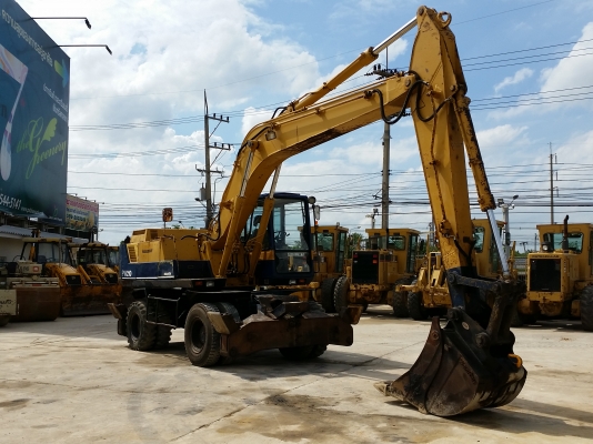 มาใหม่ ขายรถขุดล้อยาง KOMATSU PW210-1 สภาพสวยมาก รถนอก พึ่งถึงไทย ไม่เคยใช้งานในไทย