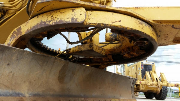 มาใหม่ พึ่งถึงไทย ขายรถเกรด Caterpillar 140G มี Ripper S/N 72V093xx สภาพสวย นำเข้าจาก USA ไม่เคยใช้งานในไทย