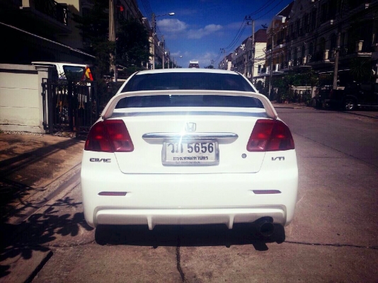 รถบ้าน Honda civic es 1.7 cc.