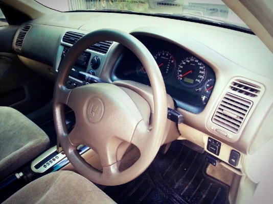 รถบ้าน Honda civic es 1.7 cc.