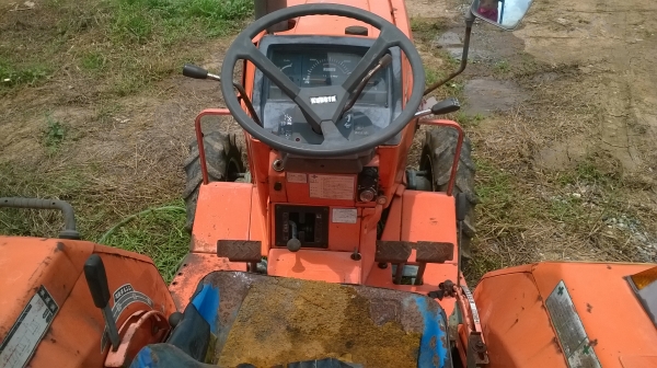 ขายรถไถ KOBOTA นำเข้าญี่ปุ่นพร้อมใบนำเข้า ขายรถไถ KOBOTA นำเข้าญี่ปุ่นพร้อมใบนำเข้า