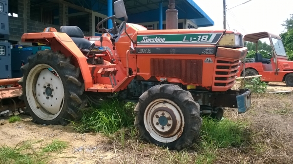 ขายรถไถ KOBOTA นำเข้าญี่ปุ่นพร้อมใบนำเข้า ขายรถไถ KOBOTA นำเข้าญี่ปุ่นพร้อมใบนำเข้า