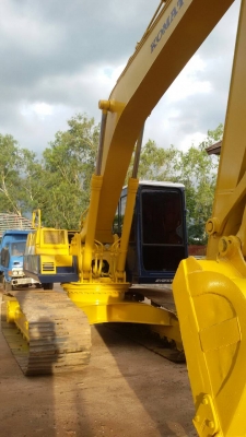 KOMATSU PC 200-5 เครื่องเดิม ปั้มเดิม ไฟ้าเต็ม แอร์เย็น โซ่ใหม่ บูท สลักใหม่ ใหม่แล้วครับ เก่านอก KOMATSU PC 200-5 เครื่องเดิม ปั้มเดิม ไฟ้าเต็ม แอร์เย็น โซ่ใหม่ บูท สลักใหม่ ใหม่แล้วครับ เก่านอก