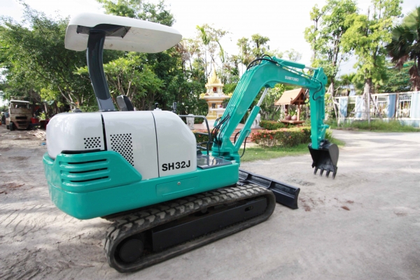 ขายรถแม็คโคร ติดต่อ 086-775-7900, 086-324-1992 ขายรถแม็คโคร ติดต่อ 086-775-7900, 086-324-1992