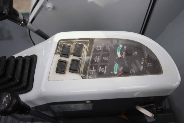 ขายรถแม็คโคร ติดต่อ 086-775-7900, 086-324-1992 ขายรถแม็คโคร ติดต่อ 086-775-7900, 086-324-1992