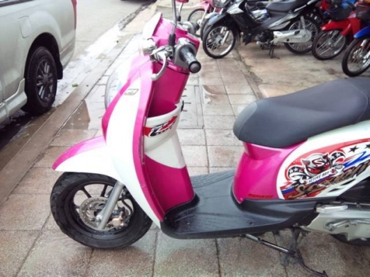 Honda scoopy i ปี 55 สีชมพู ขาว ล้อแม็ค รถสวยมาก เครื่องเดิม