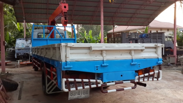 ขาย 6  ล้อ ติดเครน