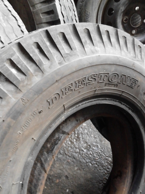 7.50-15  ยางรถ 6 ล้อขนาดกลาง พร้อมยางรอง   ปี 2012 มีชุด 4 เส้น  TEL.081-427-3941