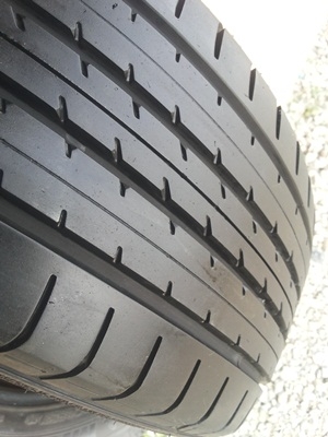 ขายยาง195/45/16 ปี 11 DUNLOP SP 2050 1 ชุด