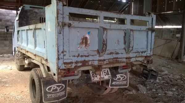 ขายด่วนISUZU NKR เครื่อง4BG  130 แรง ดั้มสภาพดี คัสซีดี ติด F แล้ว ยางดีพร้อมใช้งานได้เลย