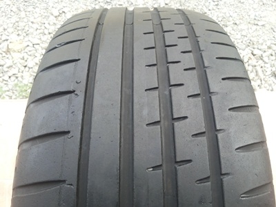 ขายยาง225/40/18 ปี 12 CONTI 1 คู่