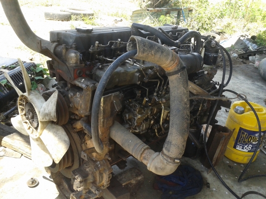 ขายครับ เครื่อง ISUZU 6HE1 / 195 แรง มีใบคุมเครื่องครับ