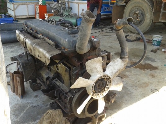 ขายครับ เครื่อง ISUZU 6HE1 / 195 แรง มีใบคุมเครื่องครับ