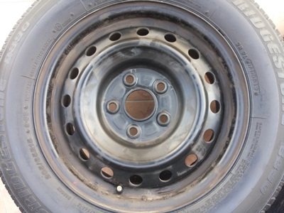 ขายล้อกะทะ5 รู ขอบ15 พร้อมยางปี12 4 ล้อ