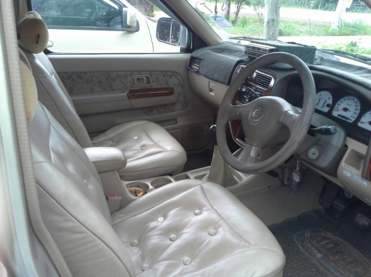 NISSAN FRONTIER 3.0ZDI 4ประตู ปี45 พร้อมแครี่บอย