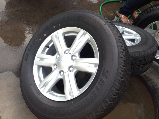 ขาย ล้อแม็กซ์ ISUZU MU-X ป้ายแดง พร้อมยาง BRIDGESTONE