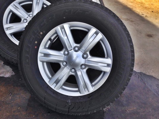 ขาย ล้อแม็กซ์ ISUZU MU-X ป้ายแดง พร้อมยาง BRIDGESTONE