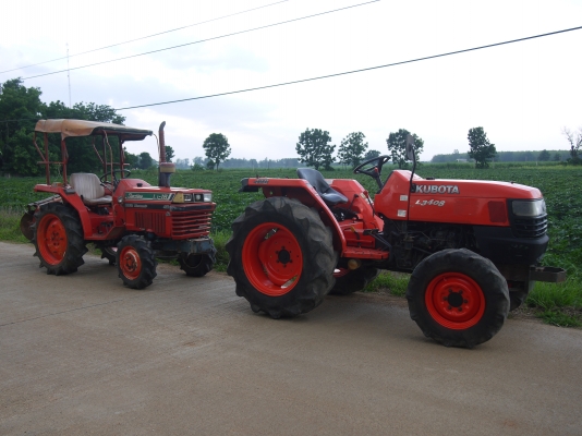 ขายครับ  Kubota L3408 สภาพสวยๆครับ 34 แรง สองเพลา เพาเวอร์