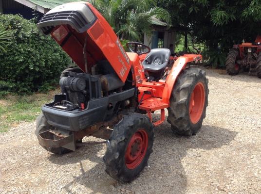 ขายครับ  Kubota L3408 สภาพสวยๆครับ 34 แรง สองเพลา เพาเวอร์