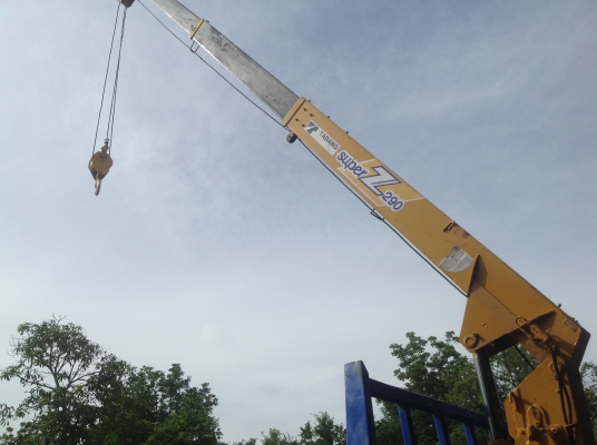 รถเครน 2.9  ตัน  ร็อกกี้  175 แรงม้า   ครัชชีใหญ่ตลอดเส้น ขายสด ผ่อน