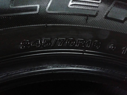 ขาย ยาง 245-70-16 ปี15 เนียนๆ