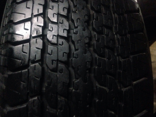 ขาย ยาง 245-70-16 ปี15 เนียนๆ
