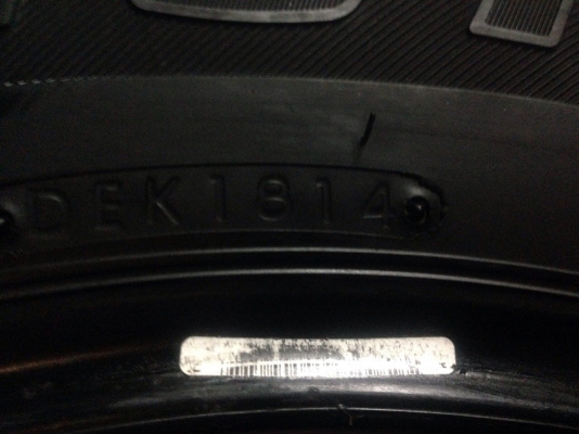 ขาย ยาง 245-70-16 ปี15 เนียนๆ