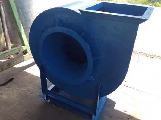 ขายโบวเวอร์ดูดอากาศ ขนาด 10 HP. 380 V มอเตอร์ Toshiba สภาพดี หมุนนิ่ม มี 2 ชุดครับ